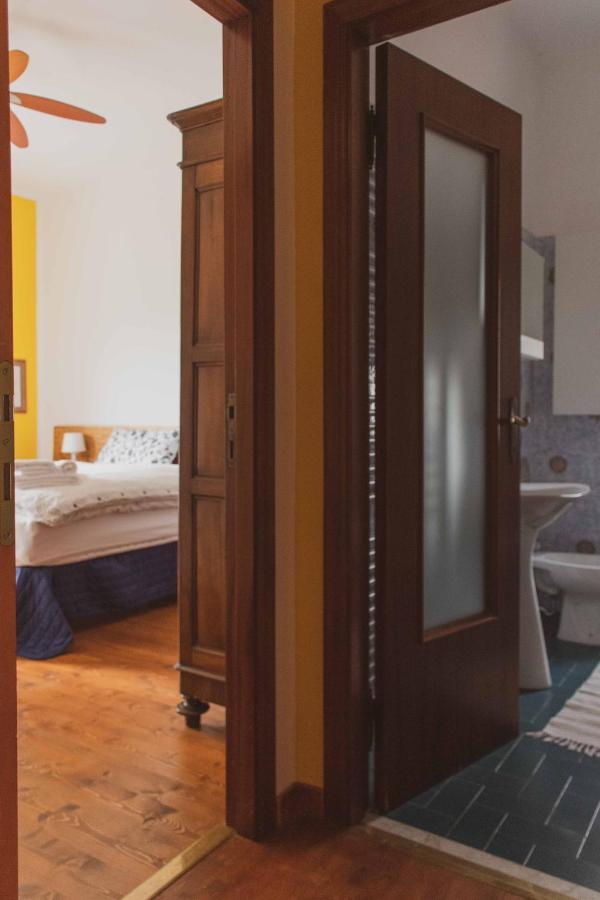 Bed And Breakfast Humus Sapiens Castiglione Chiavarese ภายนอก รูปภาพ